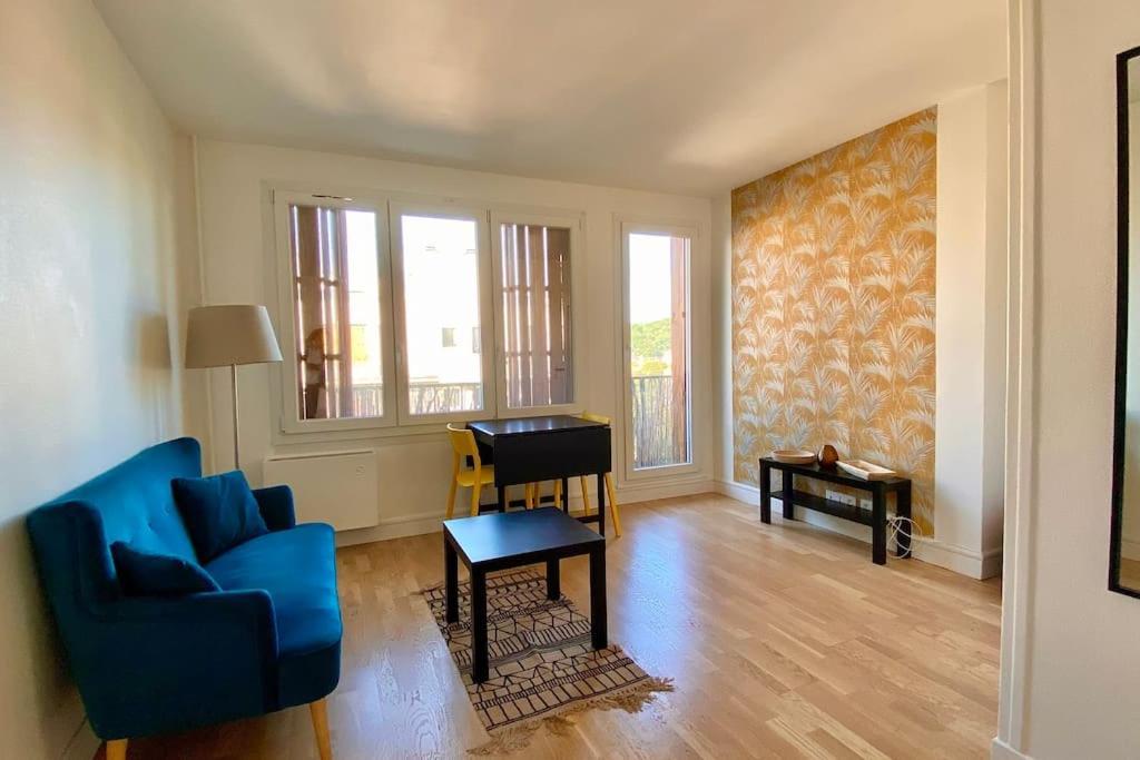 Beau Studio Cosy Et Calme - Face A La Gare De Rosny-Sous-Bois - 20Mn De Paris Et Disneyland 외부 사진