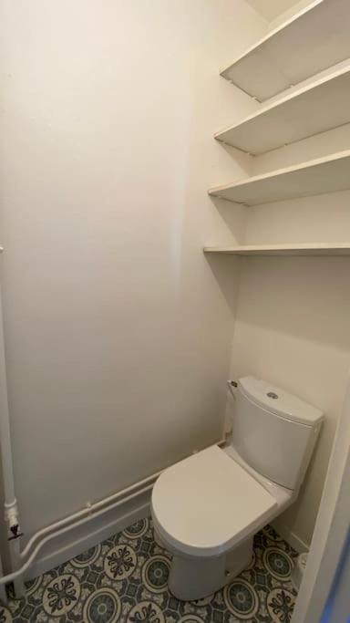 Beau Studio Cosy Et Calme - Face A La Gare De Rosny-Sous-Bois - 20Mn De Paris Et Disneyland 외부 사진